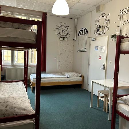 Hostel Downtown Prága Kültér fotó