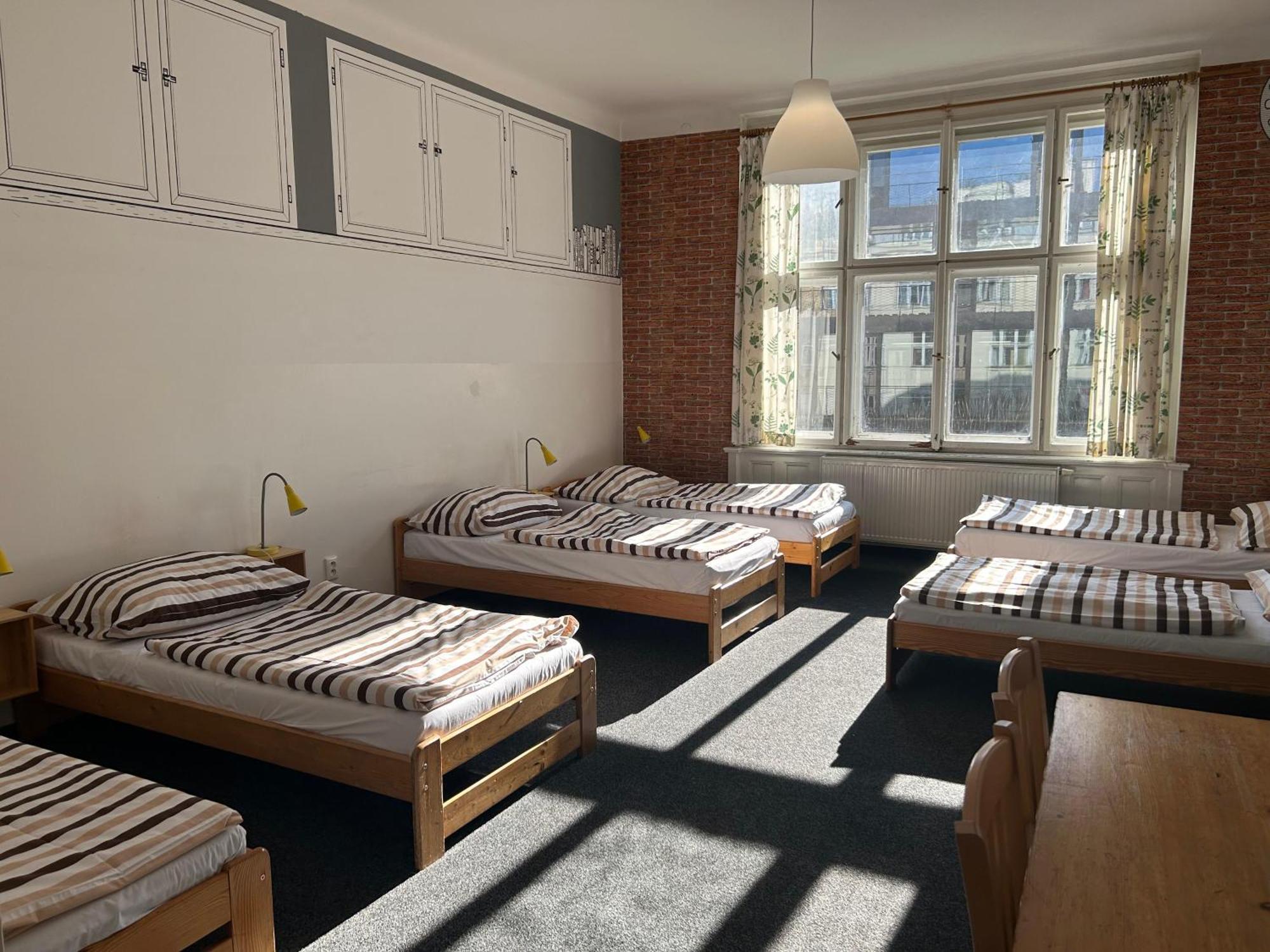 Hostel Downtown Prága Kültér fotó