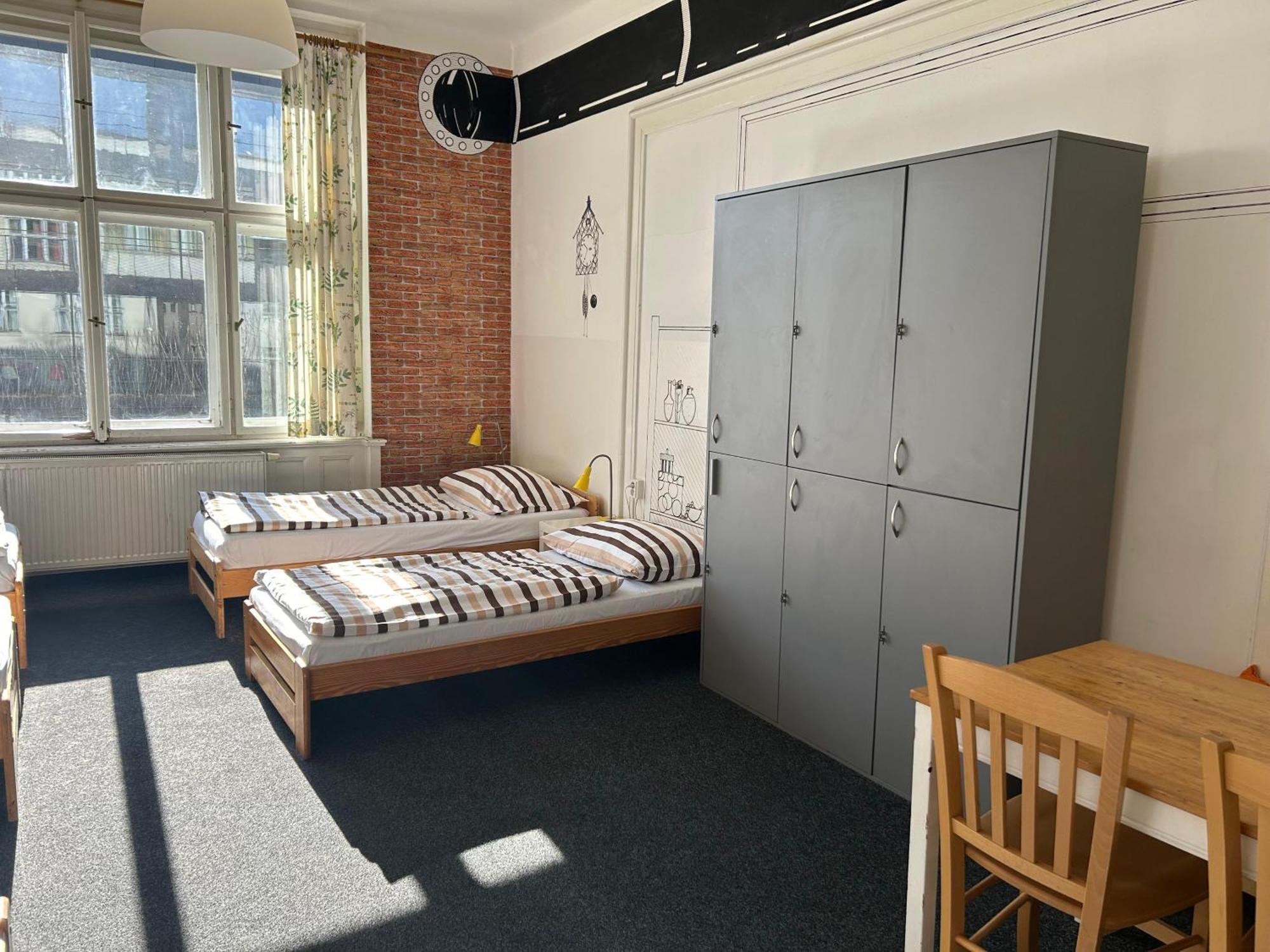 Hostel Downtown Prága Kültér fotó