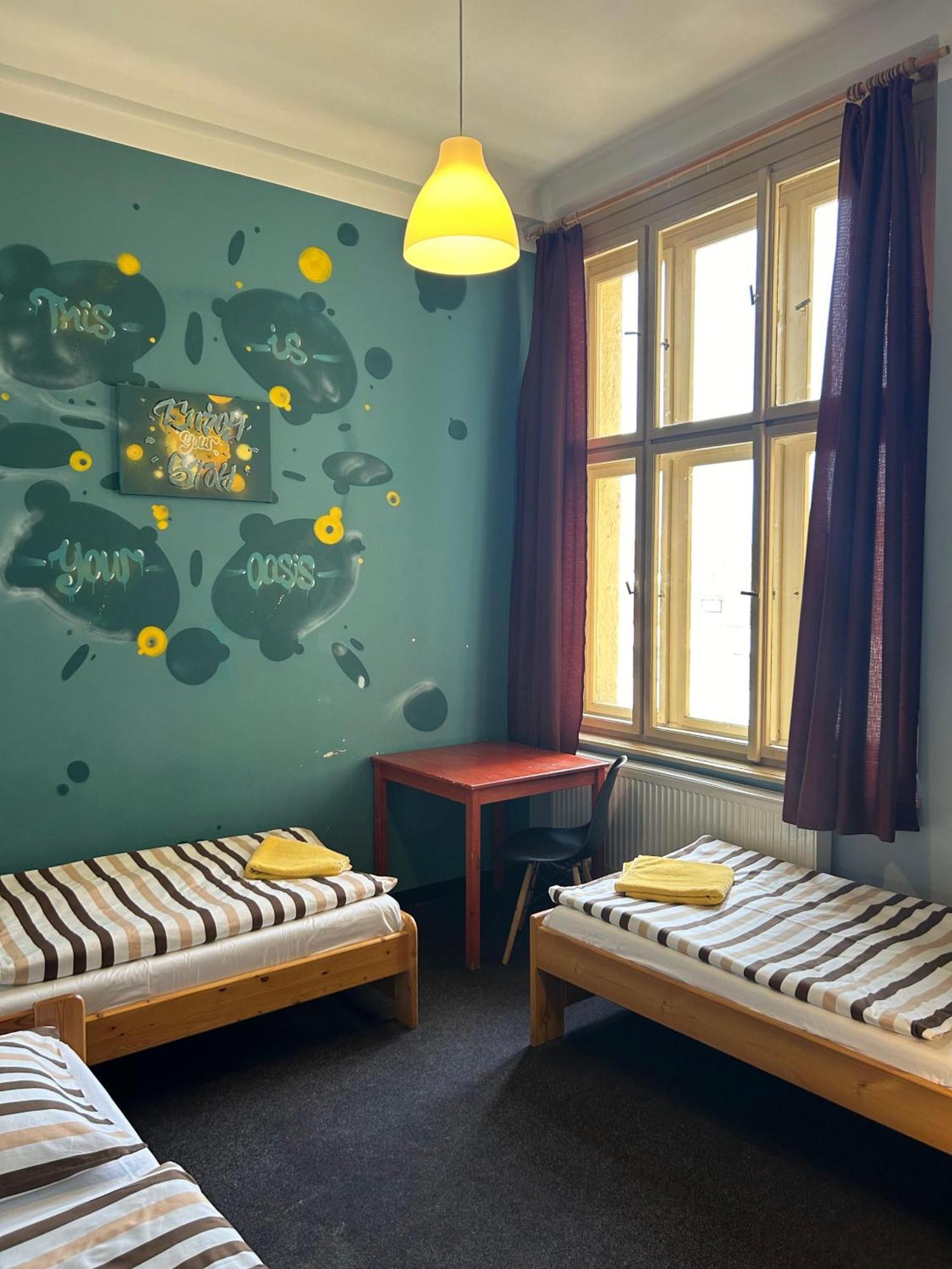 Hostel Downtown Prága Kültér fotó