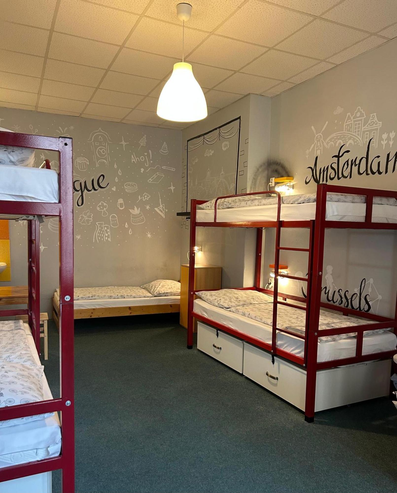 Hostel Downtown Prága Kültér fotó